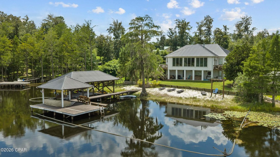 House in Alford, Florida, United States 2 - 18676171