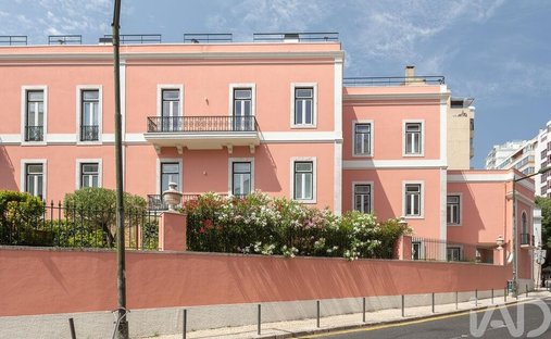 Apartment in Campo de Ourique, Lisbon, Portugal 1