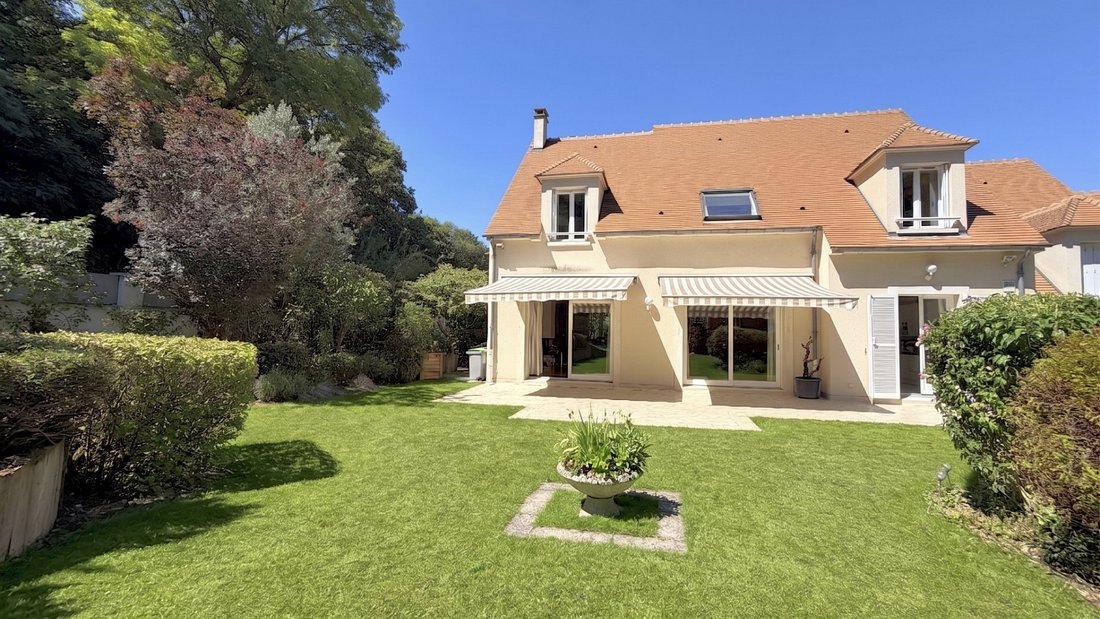 Casa en Centre Ville, Rueil-Malmaison, Francia 1 - 18750115