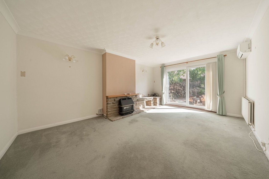 Haus in Haywards Heath, England 3 - 18749794