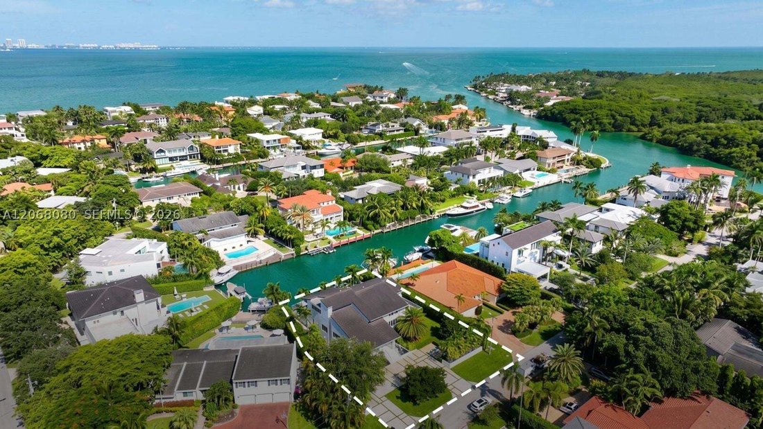 House in Miami, Florida, United States 5 - 18624800