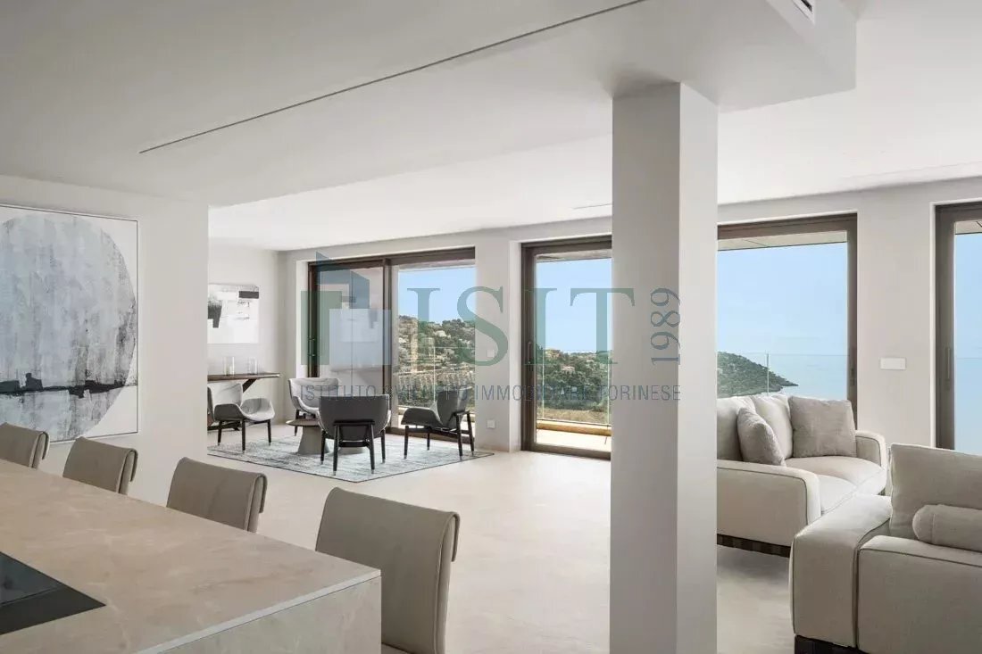 Apartment in Village-Cros de Caste-Coupiere-Mont Gros, Roquebrune-Cap-Martin, France 4 - 15992557