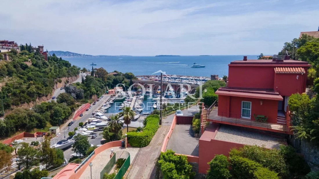 Villa a Théoule-sur-Mer, Provenza-Alpi-Costa Azzurra, Francia 3 - 15699535