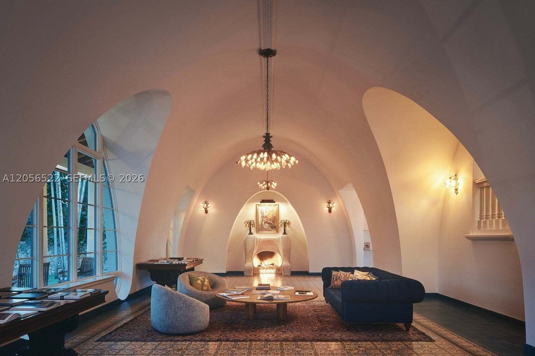 Casa a Coral Gables, Florida, Stati Uniti 4 - 18478063