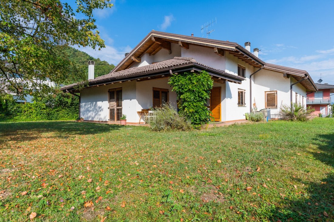 Maison en Caldonazzo, Trentin-Haut-Adige, Italie 3 - 18757657