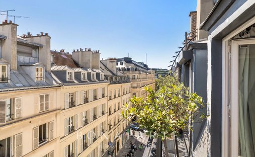 Apartment in Provence Opéra, Paris 9e Arrondissement, Paris 1