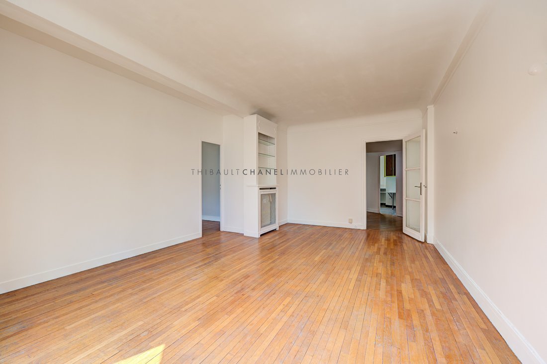 Apartment in Palais Royal, Paris 1er Arrondissement, Paris 4 - 18756404