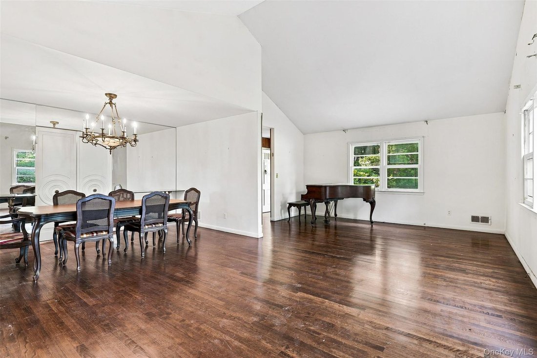 House in New Rochelle, New York, United States 5 - 18693134