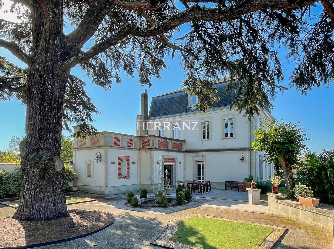 Maison à Libourne, Nouvelle-Aquitaine, France 1 - 16273408