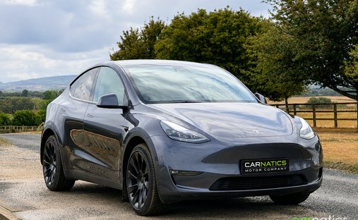 Tesla Model Y (Dual Motor) Long Range SUV 5dr Electric Auto 4WDE (384 bhp) in Thame, United Kingdom 1