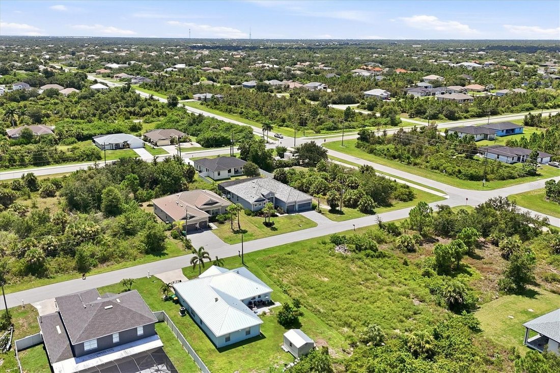 Maison à Port Charlotte, Floride, États-Unis 5 - 18757039