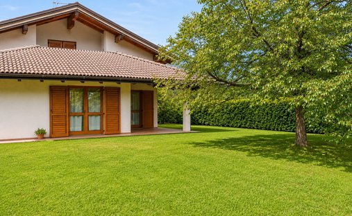 Maison à Caldonazzo, Trentin-Haut-Adige, Italie 1
