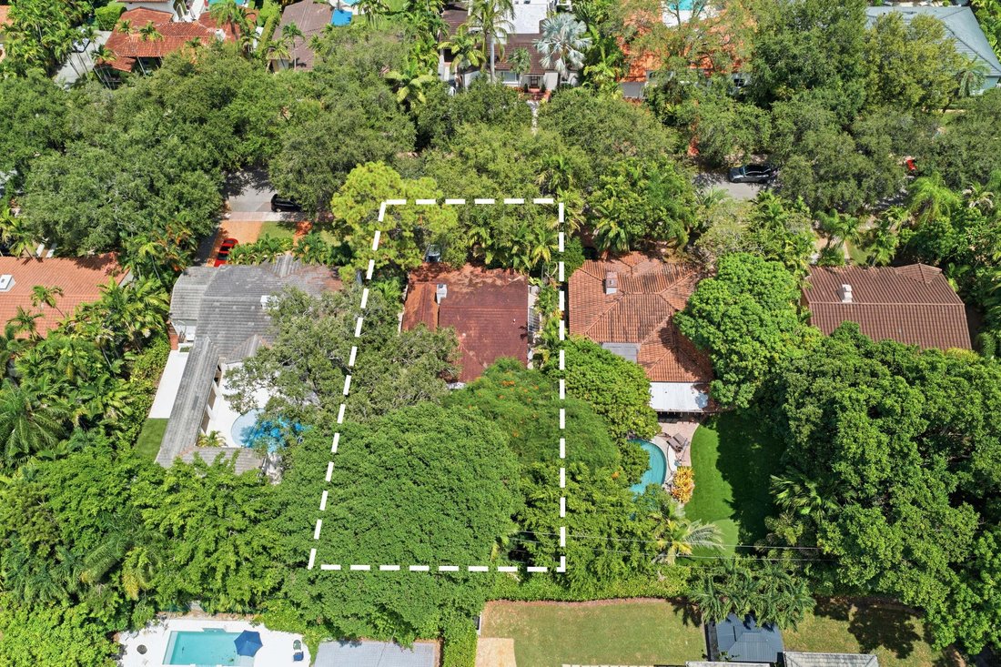 Casa a Coral Gables, Florida, Stati Uniti 2 - 18749029
