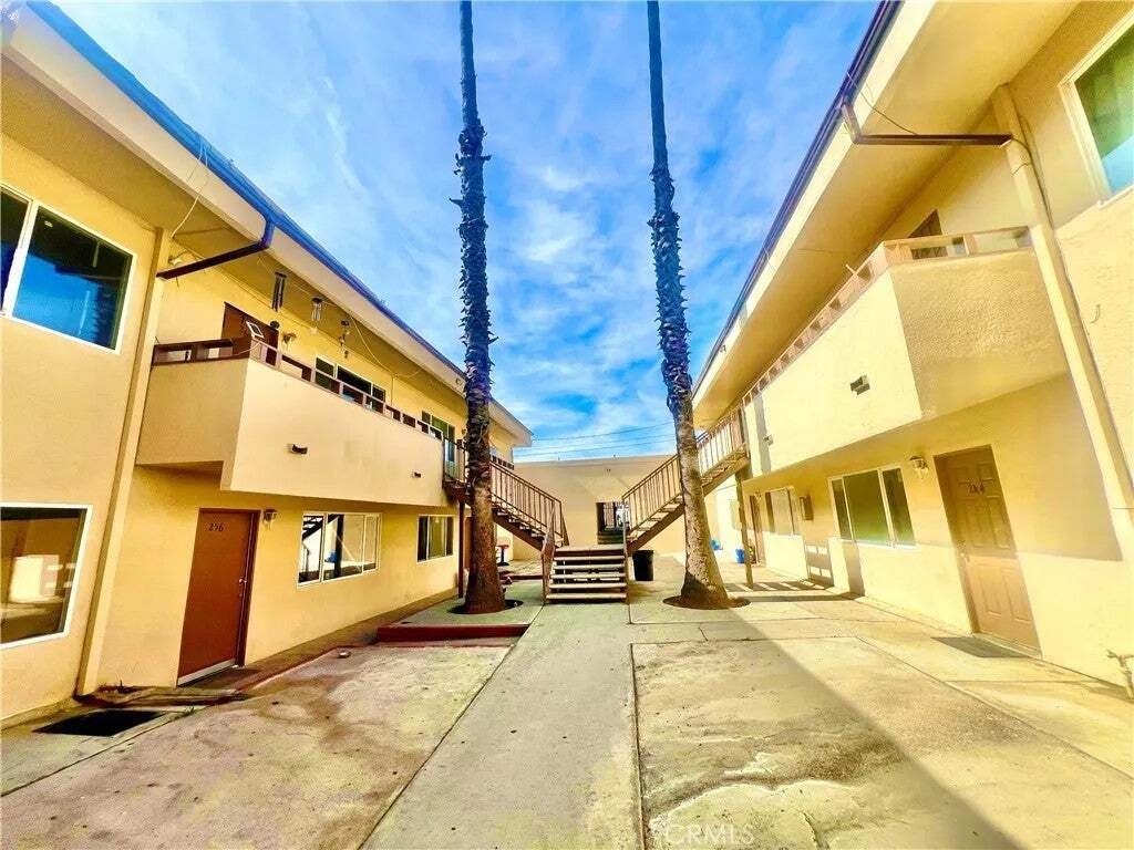 Otros en Rialto, California, Estados Unidos 1 - 18754359