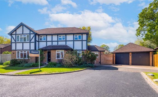 House in Binfield, England 1