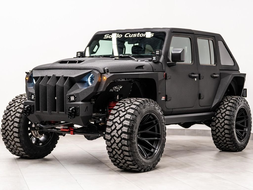 Jeep Wrangler 4X4 in Fort Lauderdale, FL, United States 2 - 18388531
