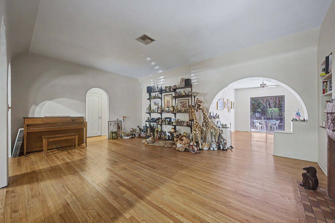 Casa a Coral Gables, Florida, Stati Uniti 3 - 18749029