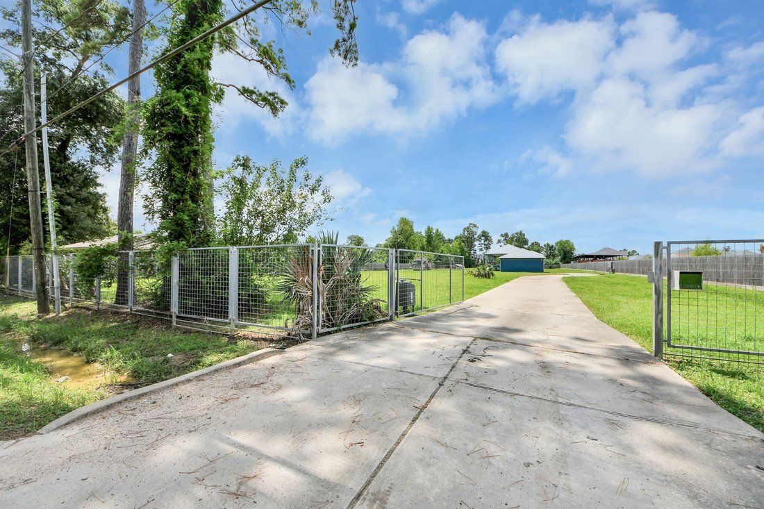 Land in Houston, Texas, United States 2 - 18757866