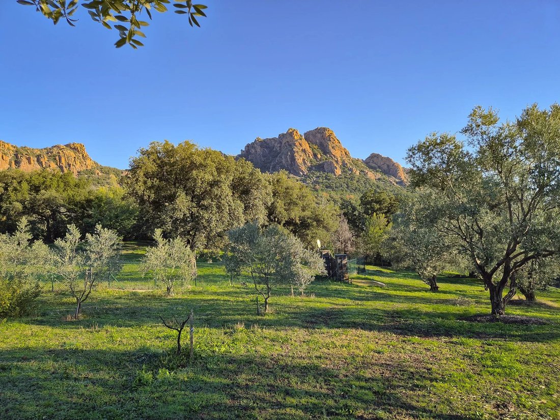 Villa à Ecarts, Roquebrune-sur-Argens, France 4 - 18749723
