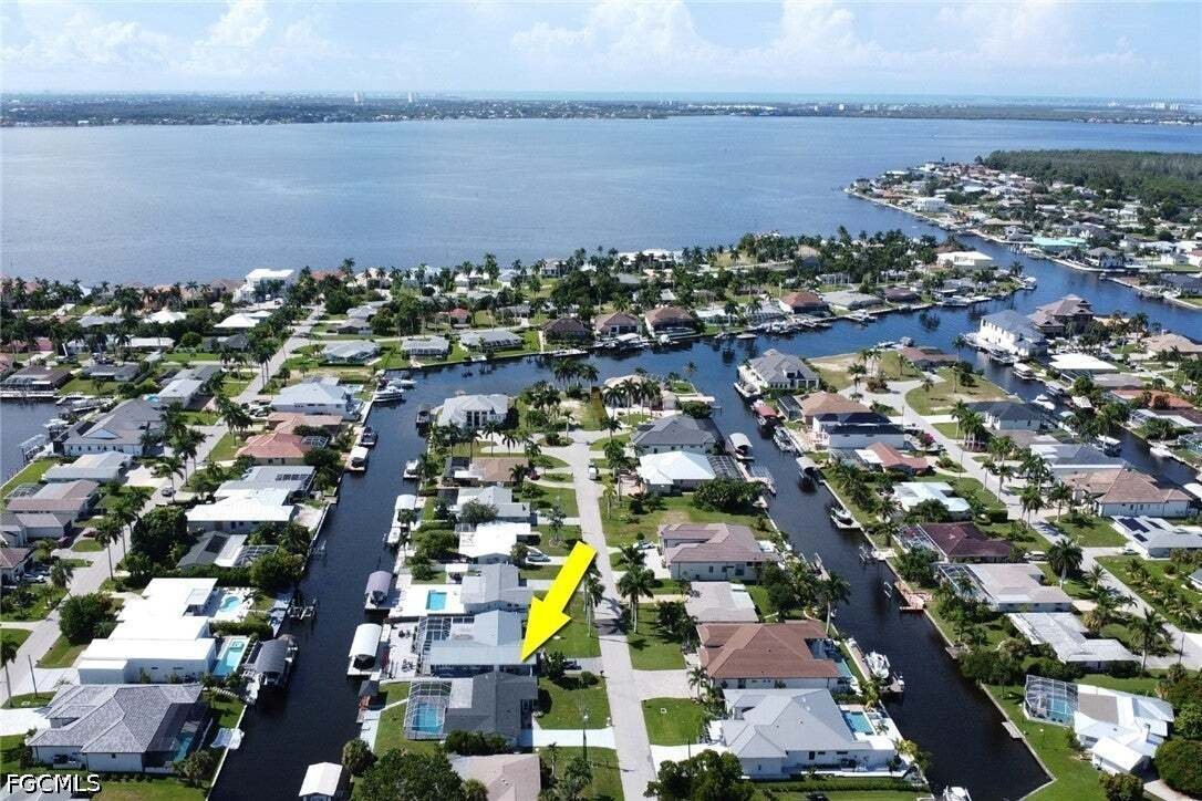 Maison à Cape Coral, Floride, États-Unis 2 - 18748899