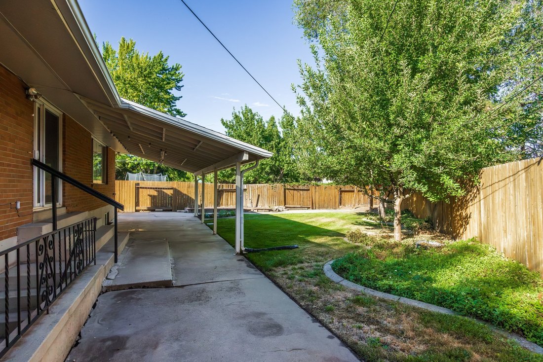 Casa a Cottonwood Heights, Utah, Stati Uniti 5 - 18750448