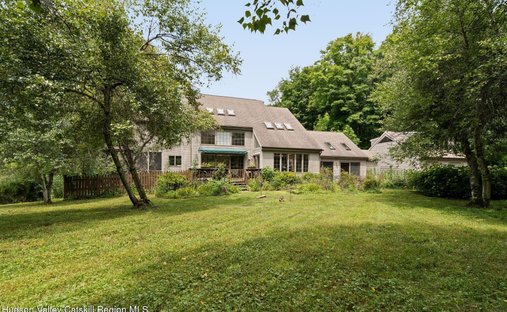 House in Accord, New York, United States 1