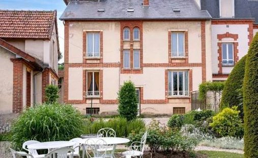Maison à Nangis, Île-de-France, France 1