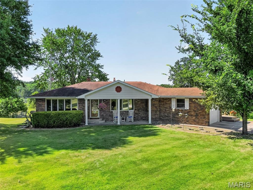 House in Louisiana, Missouri, United States 2 - 18751062