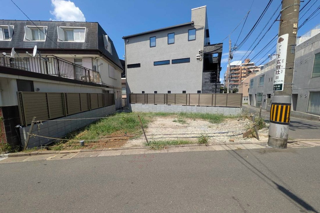 Land in Shibuya, Präfektur Tokio, Japan 4 - 18754141