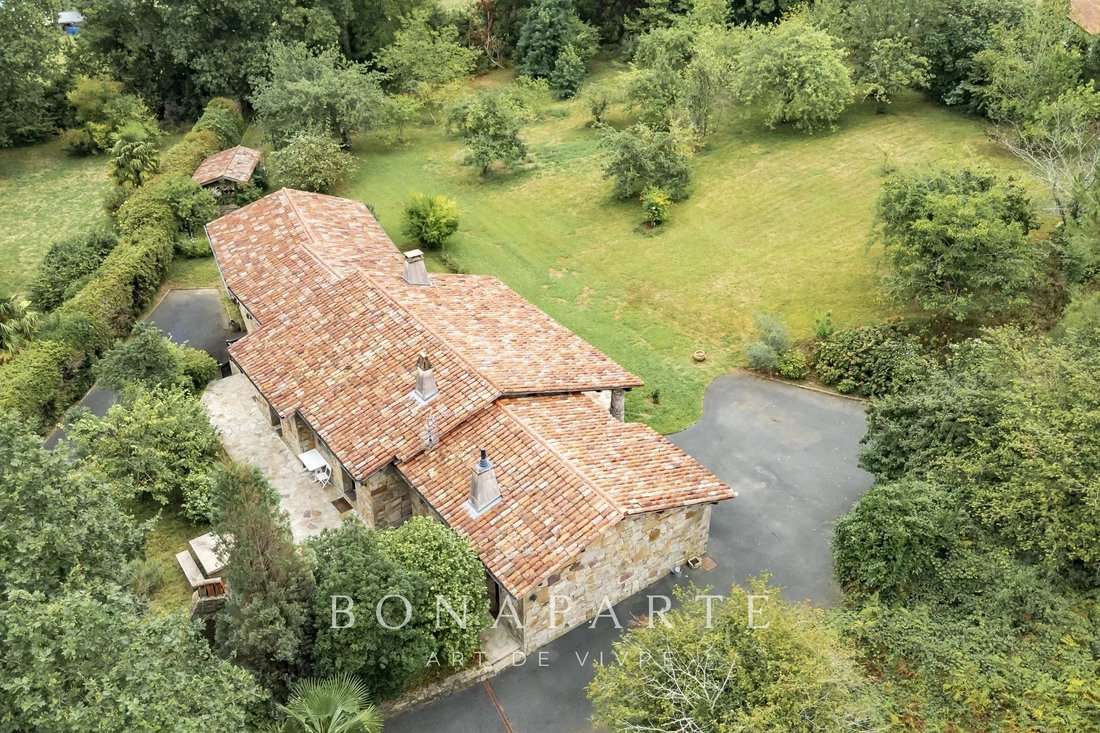 Casa a Ascain, Nuova Aquitania, Francia 2 - 18749867