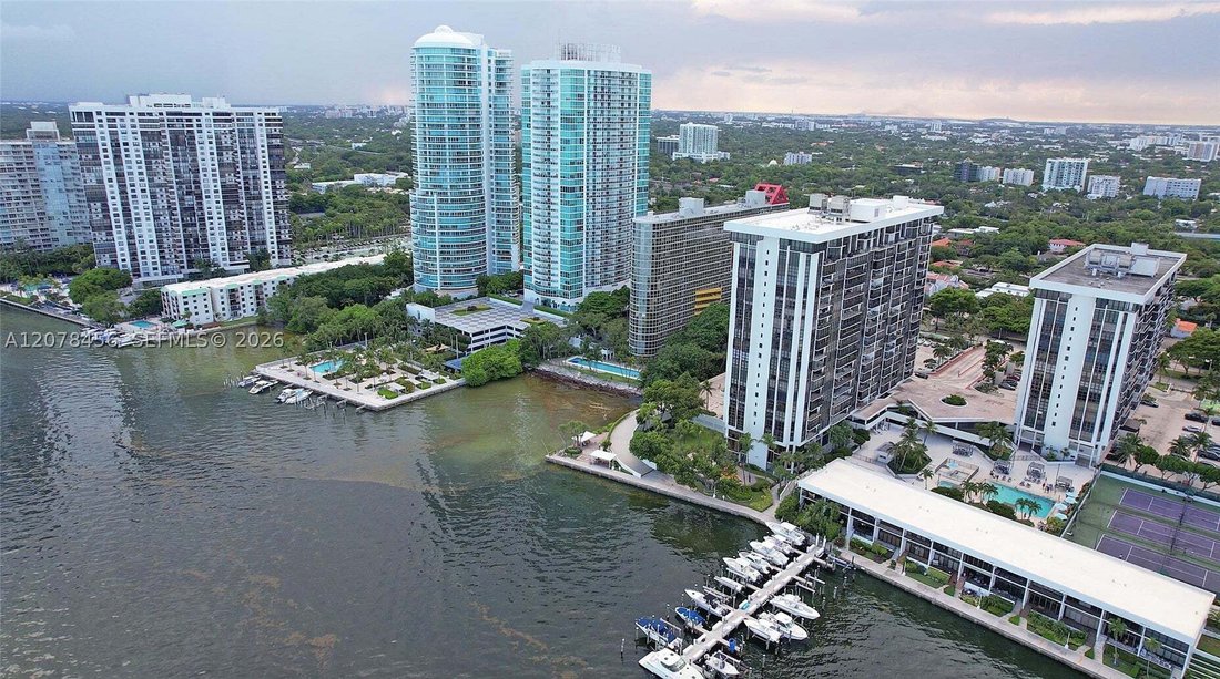 Condominio en Miami, Florida, Estados Unidos 1 - 18751433