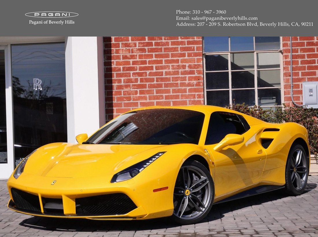 Cabriolet in Beverly Hills, CA, United States 1 - 18755141