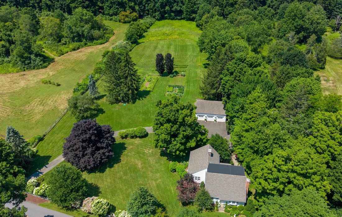 Maison à Woodbury, Connecticut, États-Unis 1 - 18749482
