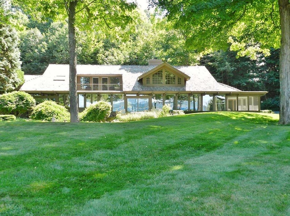 Maison à Traverse City, Michigan, États-Unis 1 - 18668897