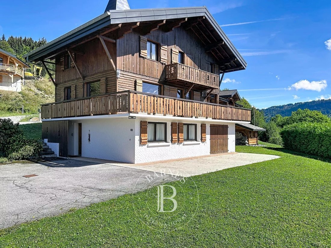 Chalet in Les Gets, Auvergne-Rhône-Alpes, France 4 - 16740298