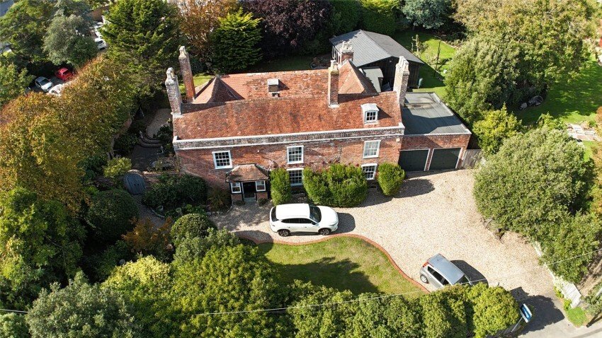 Maison à Milford-on-Sea, Angleterre 1 - 18754476