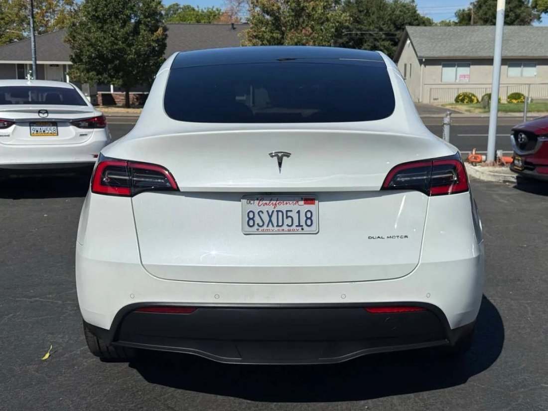 Suv in Sacramento, CA, United States 5 - 18753582
