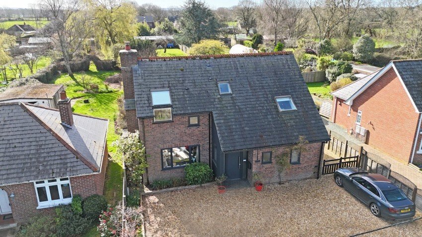 Haus in Sway, England 2 - 18754775