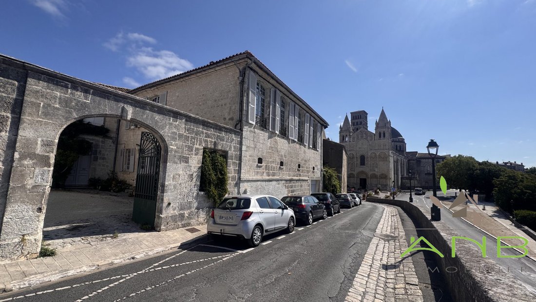 Casa en Saint Ausone-Saint Martin-Saint Gelais, Angoulême, Francia 1 - 18758062