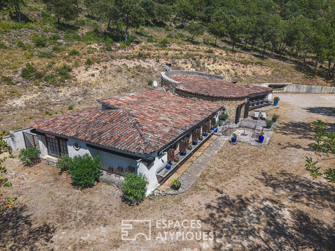 Villa a Forcalqueiret, Provenza-Alpi-Costa Azzurra, Francia 5 - 18753108