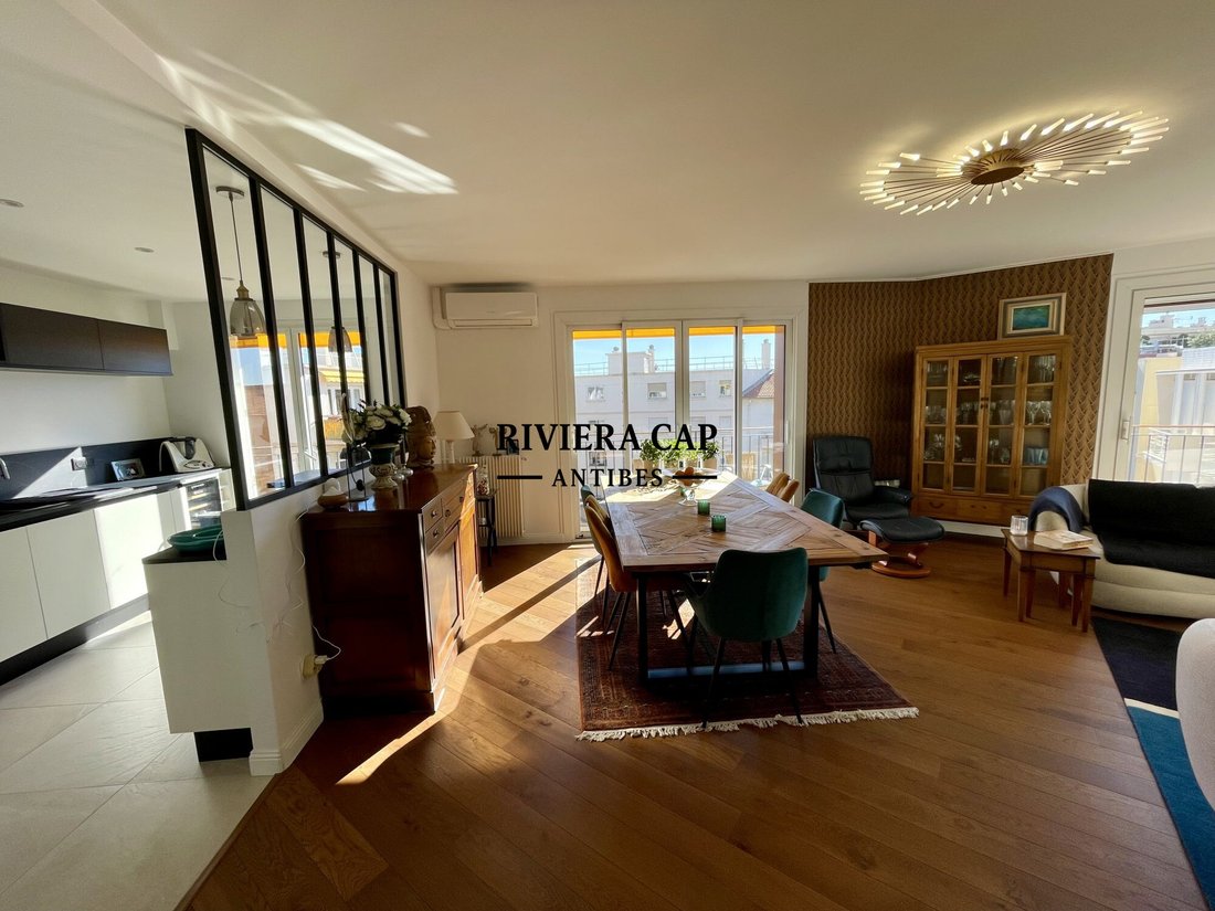 Appartement à Les Cougoulins-Rastines, Antibes, France 4 - 17315260