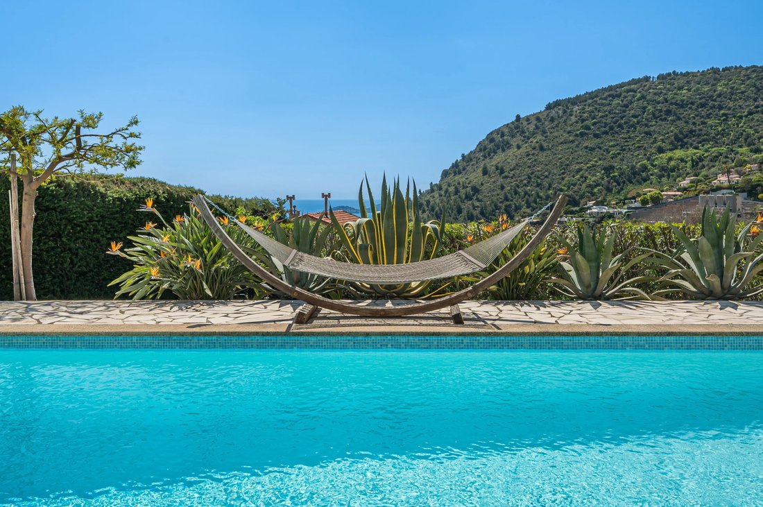 Villa in Èze, Provence-Alpes-Côte d'Azur, Frankreich 1 - 18749738