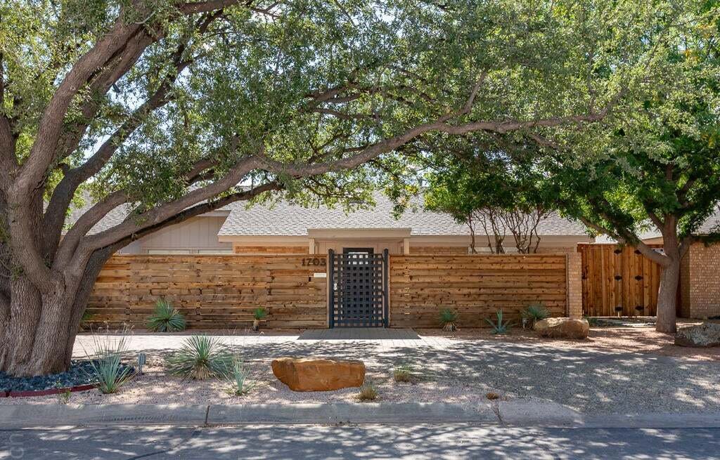 Townhouse in Midland, Texas, United States 1 - 18676632