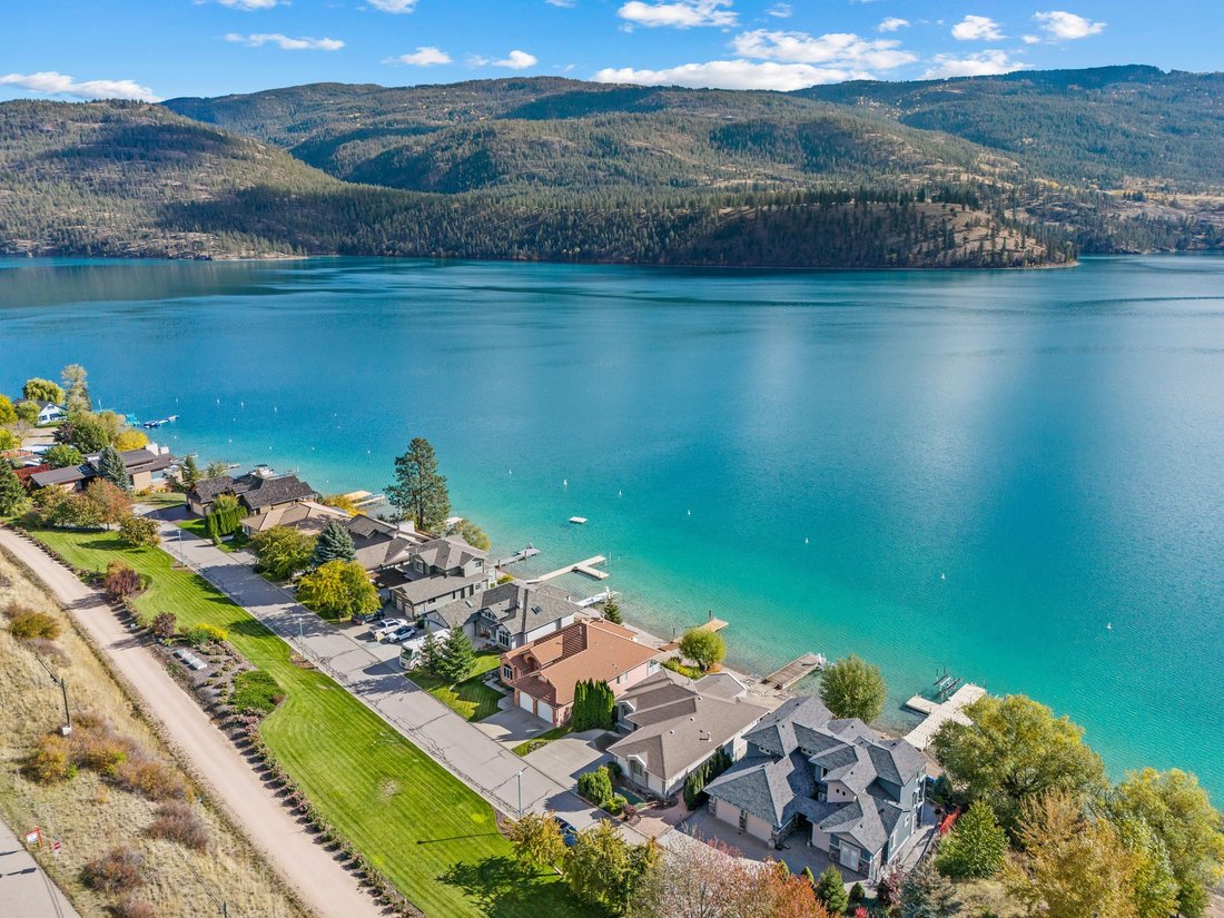 House in Lake Country, British Columbia, Canada 2 - 18753762