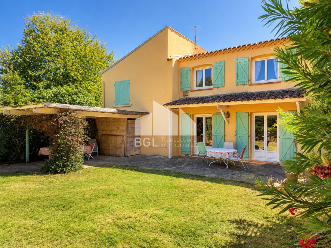 Casa a Nord Est, Bormes-les-Mimosas, Francia 1 - 18750034