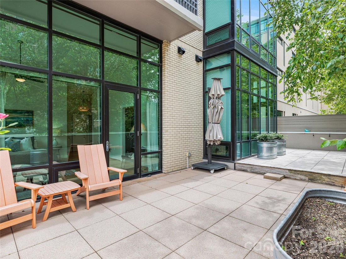 Condominio en Asheville, Carolina del Norte, Estados Unidos 2 - 18751884