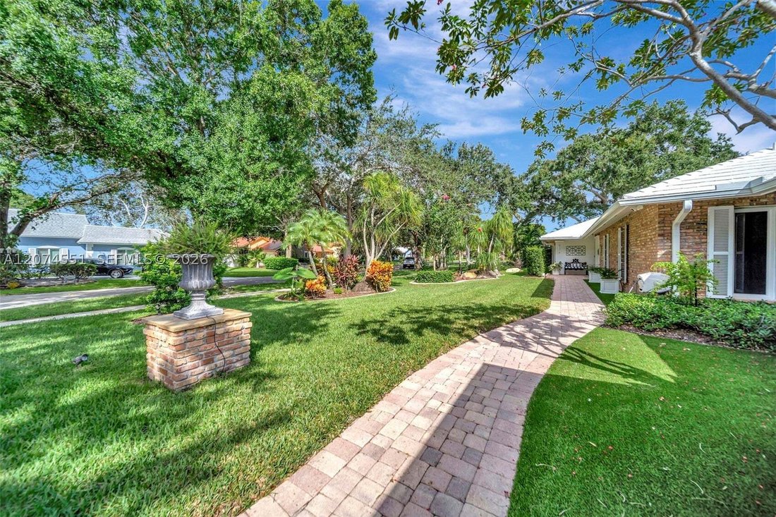 House in Plantation, Florida, United States 5 - 18749432