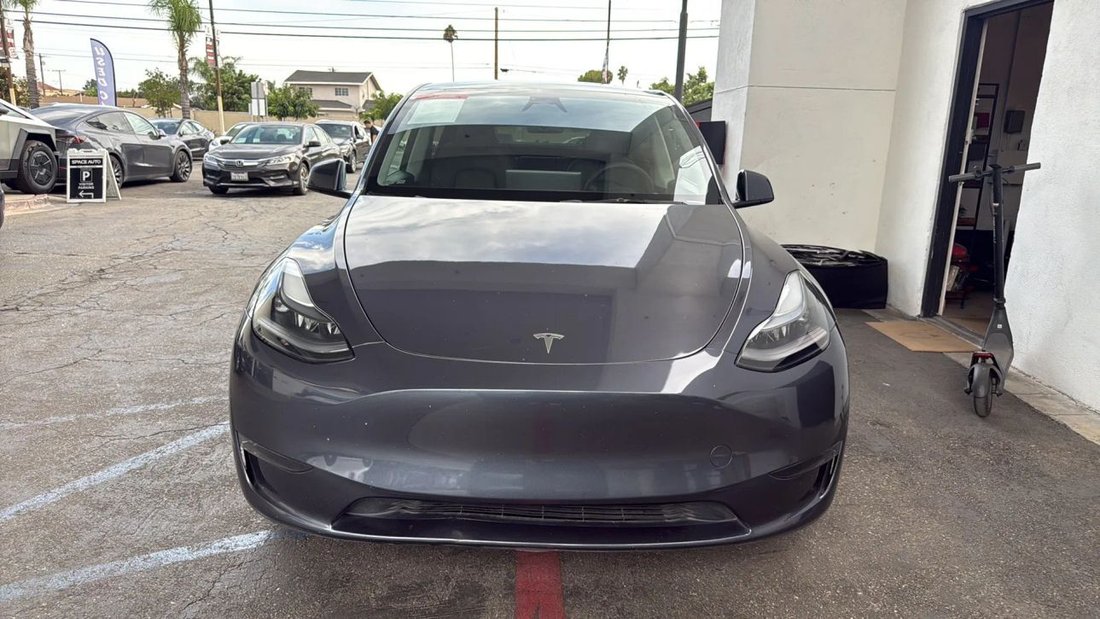 Suv in Azusa, CA, United States 3 - 18753339