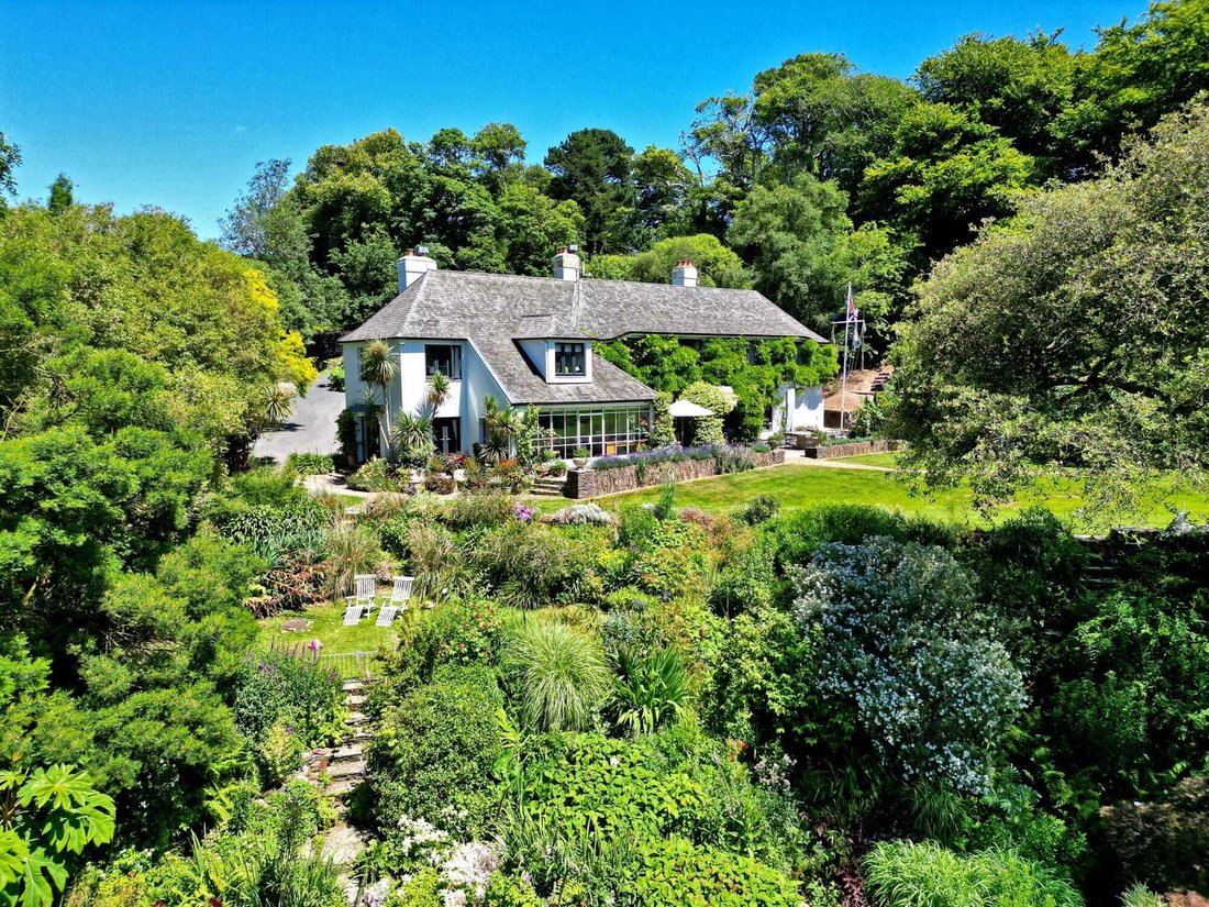 Haus in Dartmouth, England 3 - 18761252