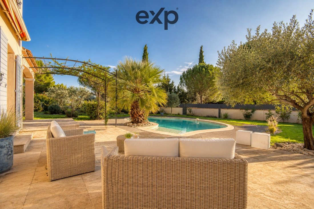 Casa de Campo en La Motte-d'Aigues, Provenza-Alpes-Costa Azul, Francia 3 - 18043674